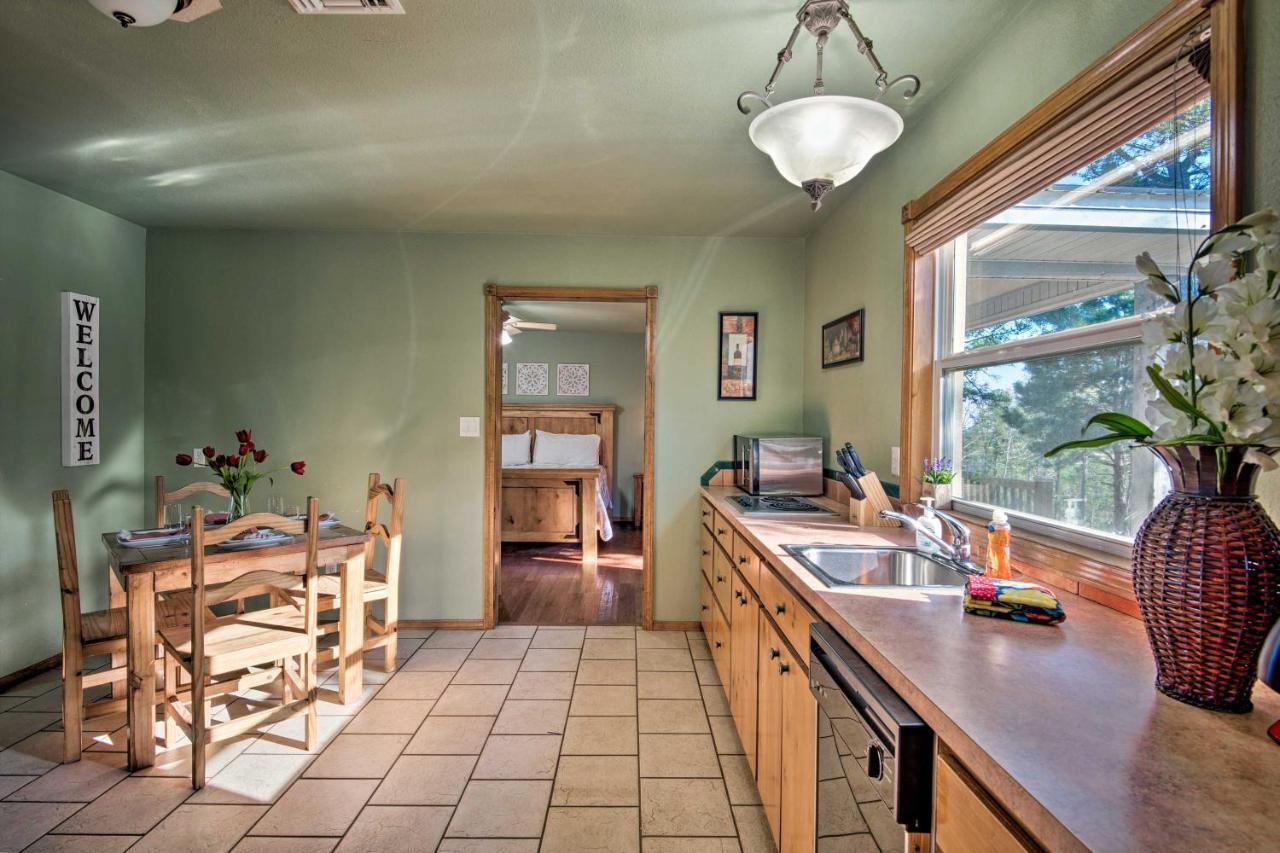 Broken Bow Cottage With Deck, Hot Tub And Fire Pit! Екстер'єр фото