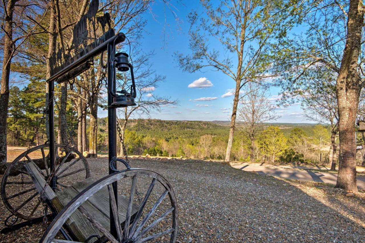 Broken Bow Cottage With Deck, Hot Tub And Fire Pit! Екстер'єр фото